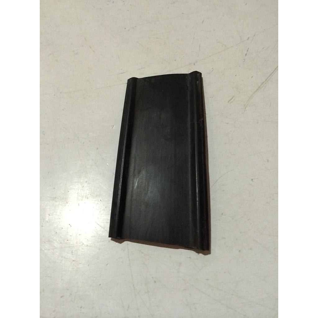 BTE. TAPA COLUMNA "TB" "PVC", Rollo x 30