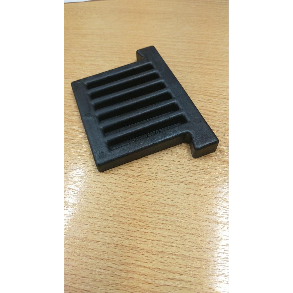 CUÑA PLASTICA VIDRIO 8+8 "BH" (100)