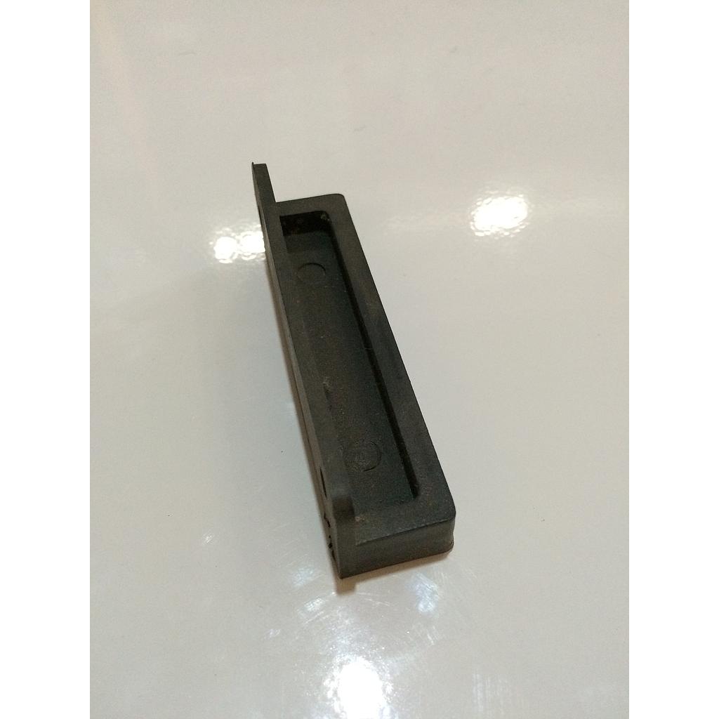 TIRADOR LAT. V/CORRED.PVC "L" "NEGRO" [10]