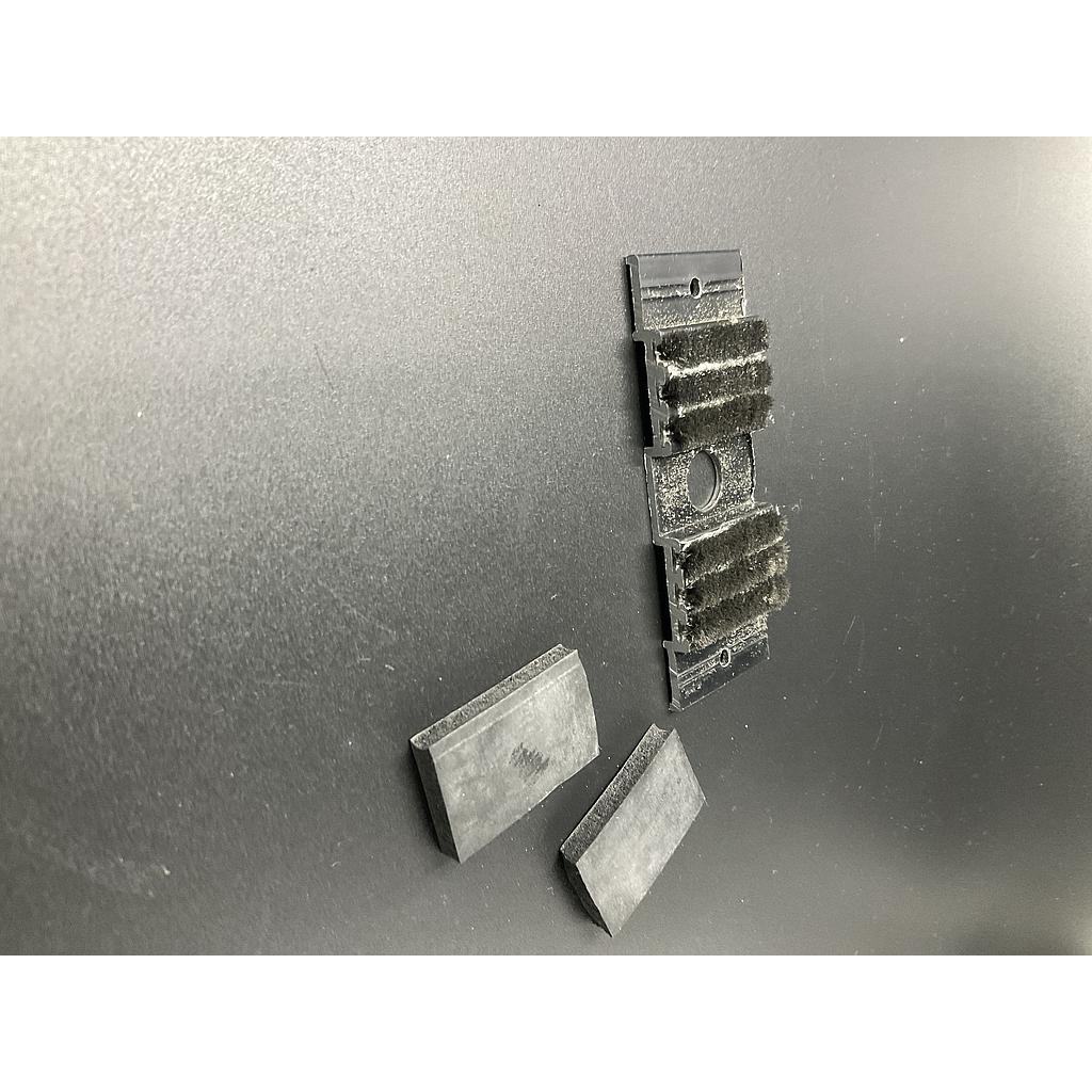 TAPON CRUCE DE HOJA 3 GUIAS "VPC" (LA) [20]